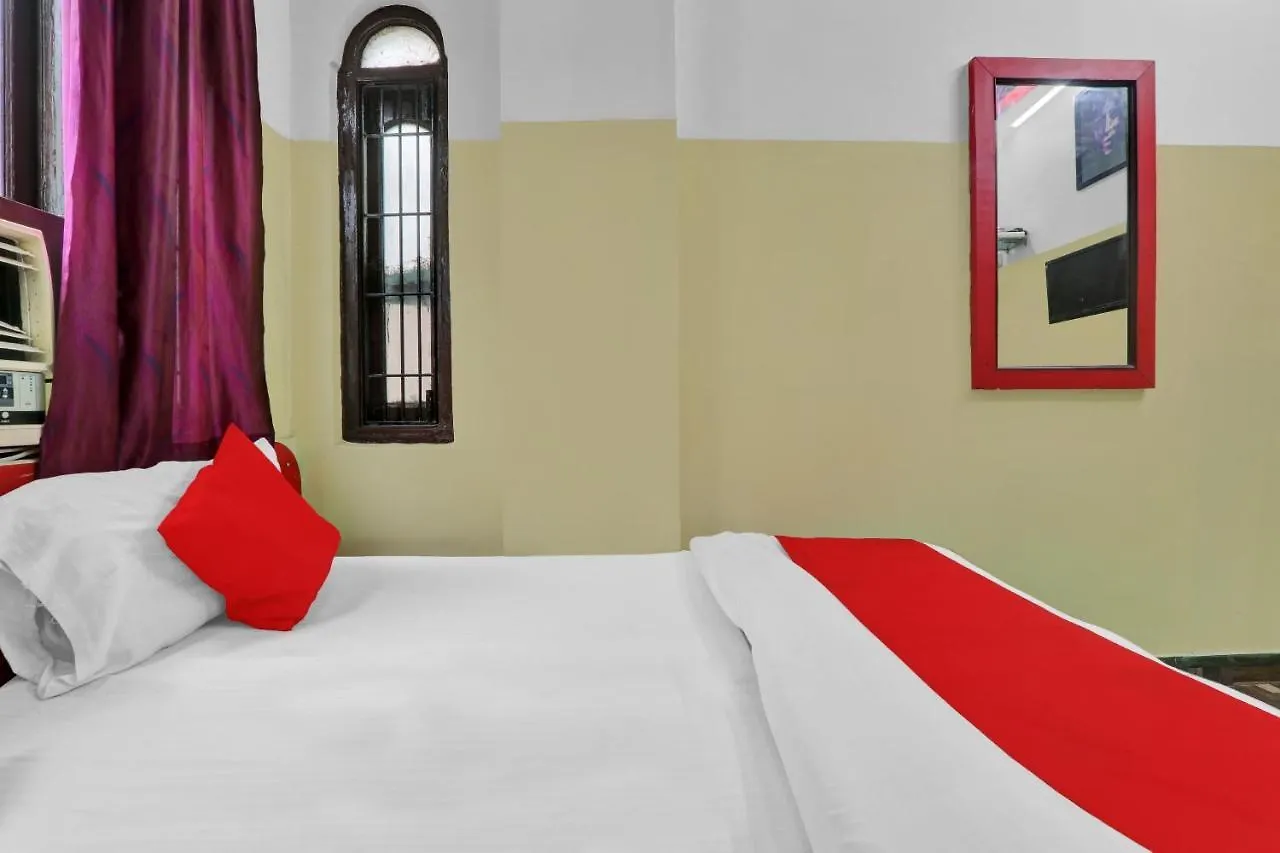 Oyo 82407 K Shree Guest House Varanasi